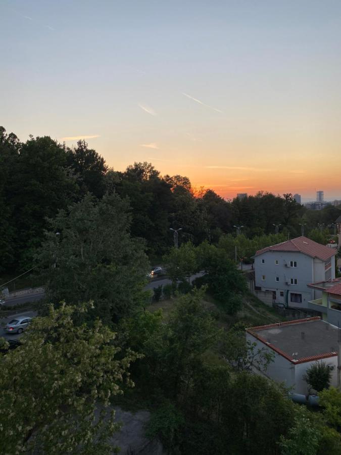 Hotel Arberia Tirana Buitenkant foto