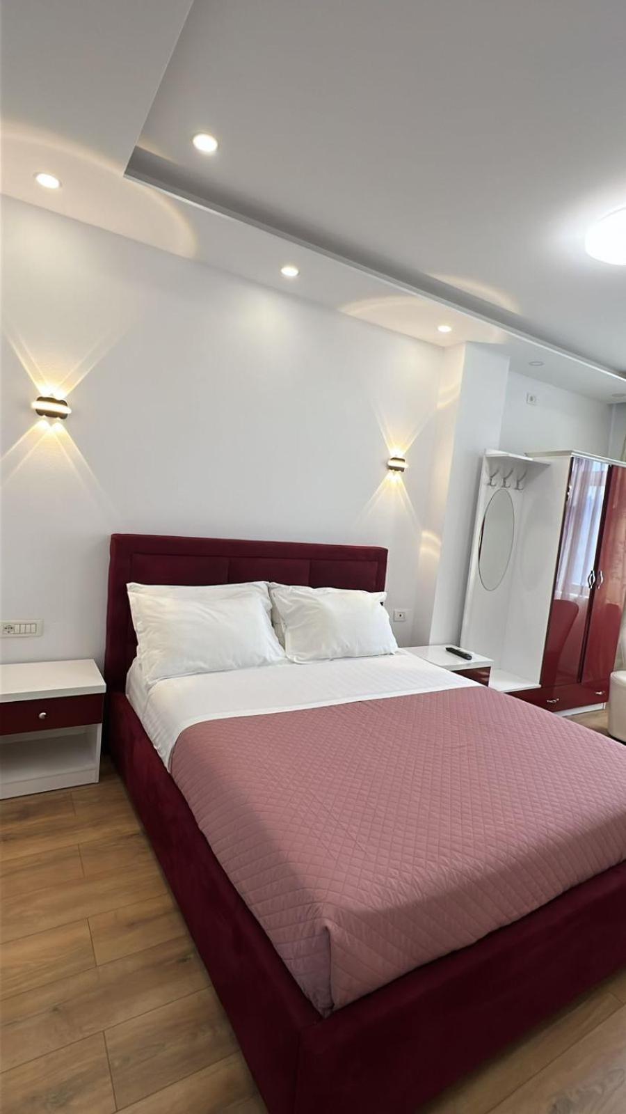 Hotel Arberia Tirana Buitenkant foto